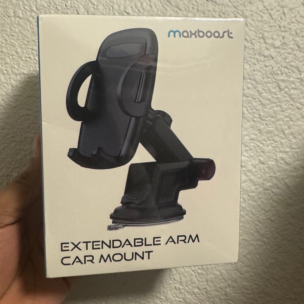 New Maxboost Extendable Arm Car Mount